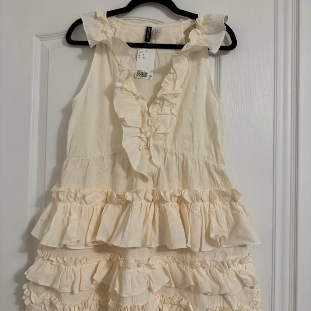 H&M Cream Ruffle Tiered Mini Dress - Picture 5 of 8